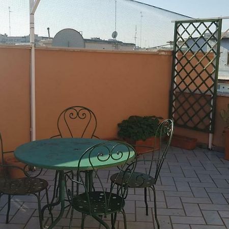 Lioce 1 Howme Bari Bagian luar foto